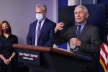 Điều phối viên ứng phó COVID-19 của Tòa Bạch Ốc: Đã đến lúc ‘áp đặt các yêu cầu về vaccine’