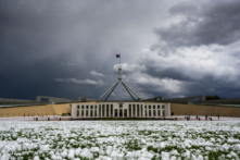 Quốc hội Úc tiếp tục áp dụng với các biện pháp an toàn nghiêm ngặt nhất