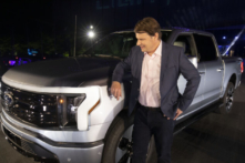 Mục tiêu về doanh số xe điện đến năm 2030 của Hoa Kỳ là một món hời cho Trung Quốc