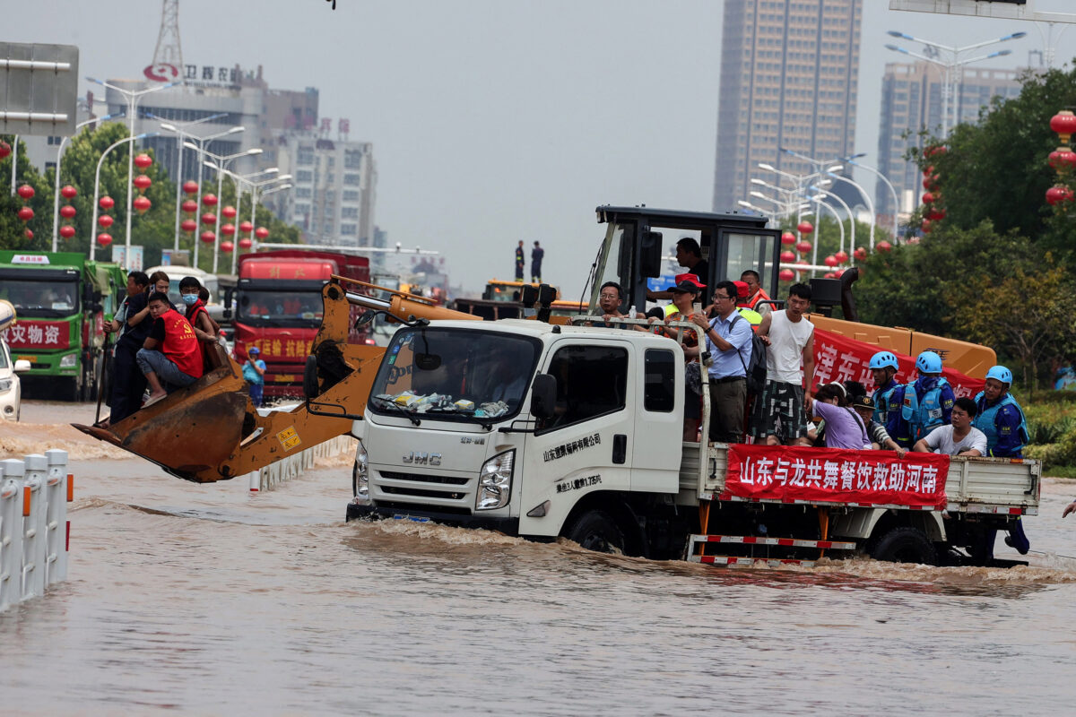 Khan hiếm viện trợ ở trung quốc