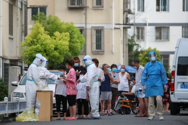 Thêm nhiều ca nhiễm ở Dương Châu, khách sạn cách ly quá tải, mô hình chống dịch của Trung Cộng gặp thách thức
