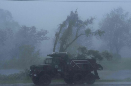 Bão Ida gây ra lũ lụt, các chuyên gia chỉ ra điều bạn cần biết khi lái xe