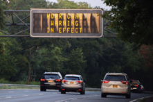 New York tuyên bố tình trạng bão Henri khẩn cấp sau 30 năm