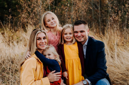 Hành trình gặp mặt con đầy cảm động của một người mẹ: ‘Tôi luôn tin vào Chúa’