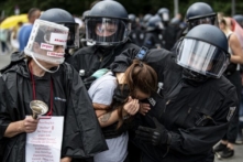 Báo cáo viên UN điều tra các báo cáo về hành vi tàn bạo của cảnh sát Đức đối với người biểu tình