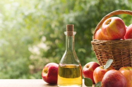 Khỏe đẹp với một muỗng canh giấm táo mỗi ngày
