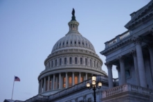 Thượng viện đang bỏ phiếu cho Dự luật cơ sở hạ tầng trị giá 1.2 ngàn tỷ USD