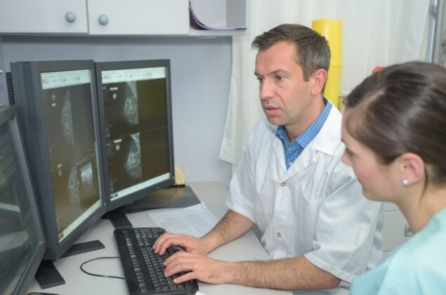 Các xét nghiệm thay thế cho thủ thuật nội soi đại tràng trong tầm soát ung thư đại trực tràng