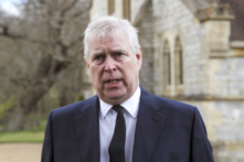 Hoàng tử Andrew bị kiện vì cáo buộc lạm dụng tình dục