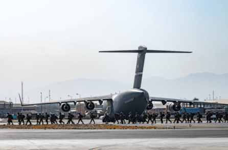 Rủi ro về địa chính trị và thị trường khi Afghanistan sụp đổ: Thêm xung đột với Trung Quốc