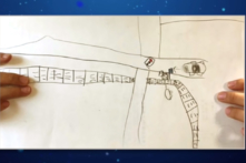 Người tái sinh vẽ tranh làm chứng, lên Twitter tìm người thân