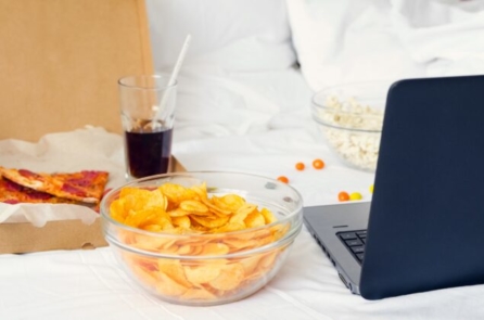 Điều chỉnh chứng rối loạn ăn uống theo cảm xúc trong đại dịch