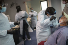 CDC cập nhật số liệu COVID-19 của Florida sau bất đồng của Bộ Y tế tiểu bang