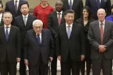 Tại sao rất nhiều người phương Tây ủng hộ các triết lý cộng sản?