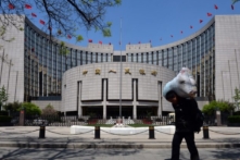 (Một vài) lý giải về các quan điểm tài chính của Bắc Kinh