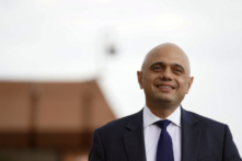 Anh Quốc bỏ kế hoạch giấy thông hành vaccine