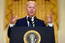TT Biden biện minh về việc có hàng trăm người Mỹ bị bỏ lại ở Kabul