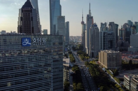 Sự đàn áp của Trung Quốc nhắc nhở các đại công ty công nghệ về quyền lực trong tay ai