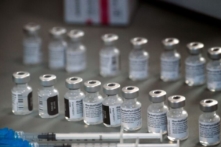 Pfizer lên kế hoạch yêu cầu cơ quan quản lý chấp thuận vaccine COVID-19 cho trẻ em vào tháng Mười