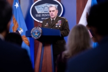 Cuộc điện đàm của Tướng Milley cho Tướng Trung Quốc có thể gây nguy hại đến an ninh quốc gia Hoa Kỳ