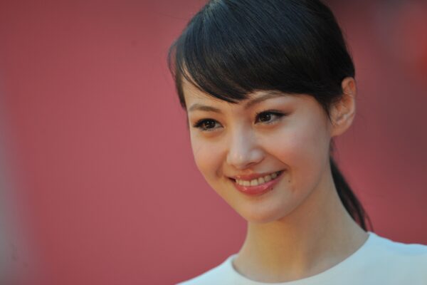 Nữ diễn viên Trịnh Sảng chỉ trích Trung Cộng tham nhũng, nói rằng sẽ không im lặng nữa