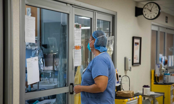 Bệnh viện Texas đối mặt với việc đóng cửa vì lệnh chích vaccine COVID-19 bắt buộc