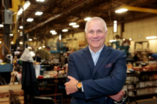 Những chủ lao động nhỏ ở Hoa Kỳ thất vọng với yêu cầu chích vaccine COVID-19 của TT Biden