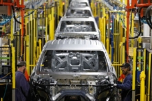 Phân tích: Sự thiếu hụt vi mạch làm giảm 210 tỷ USD doanh số của các hãng sản xuất xe hơi