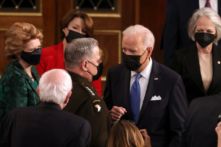 TT Biden đứng về phía ông Milley sau khi có các báo cáo về các cuộc điện đàm bí mật với tướng Trung Quốc