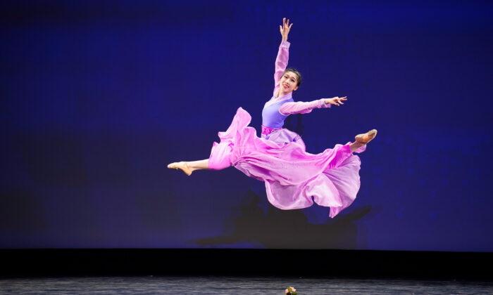 Thế hệ nghệ sĩ múa mới hồi sinh văn hóa truyền thống Trung Hoa