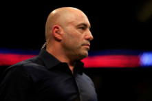 Joe Rogan muốn kiện CNN vì đưa tin tiêu cực về việc ông điều trị COVID-19 bằng ivermectin