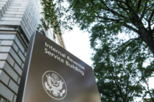 Nhóm ngân hàng phản đối mô tả của bà Psaki về những người phản đối đề nghị của IRS: ‘Chính phủ đang trở nên vô vọng’