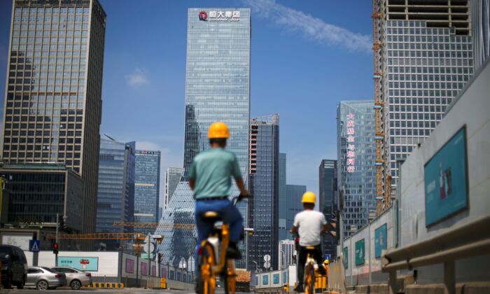 Nhà kinh tế học: khủng hoảng Evergrande báo hiệu nền kinh tế Trung Quốc đang suy giảm ‘mạnh’