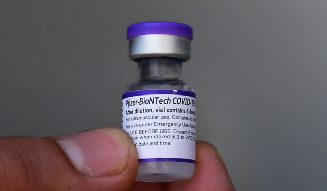 FDA đề nghị tòa án cho 55 năm để công bố đầy đủ dữ liệu về vaccine Pfizer