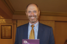 Shen Yun mang niềm hứng khởi đến với thành phố lộng gió