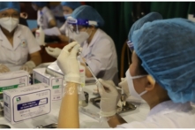 Tin Việt Nam ngày 16/10: Hơn 3,200 ca mắc mới, 88 ca tử vong, Đường sắt đề nghị nhập 37 toa tàu sản xuất từ năm 1980 của Nhật Bản