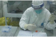 Việt Nam sáng 26/10: Sài Gòn đề nghị chích vaccine Pfizer cho trẻ 12-17 tuổi, giá xăng dự báo tăng mạnh nhất trong 5 năm, nhiều cửa hàng kẹt cứng người mua