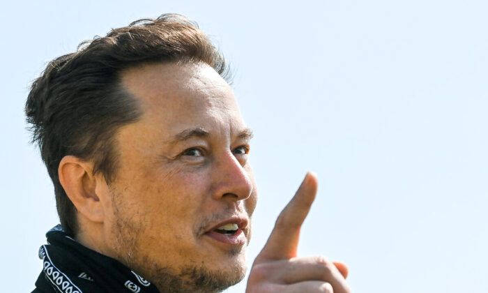 Tỷ phú Elon Musk từ chối đề nghị làm ‘từ thiện’ về khí hậu của ông Bill Gates