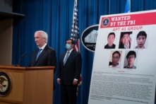 Thẩm phán trừ 5,000 USD tiền lương của Trung tá Scheller, chỉ trích hành vi của chính phủ