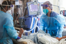 Hoa Kỳ: Số ca tử vong do virus Trung Cộng năm 2021 vượt qua tổng số năm 2020