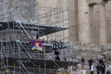 2 người bị bắt ở Athens vì biểu tình phản đối Thế vận hội Bắc Kinh