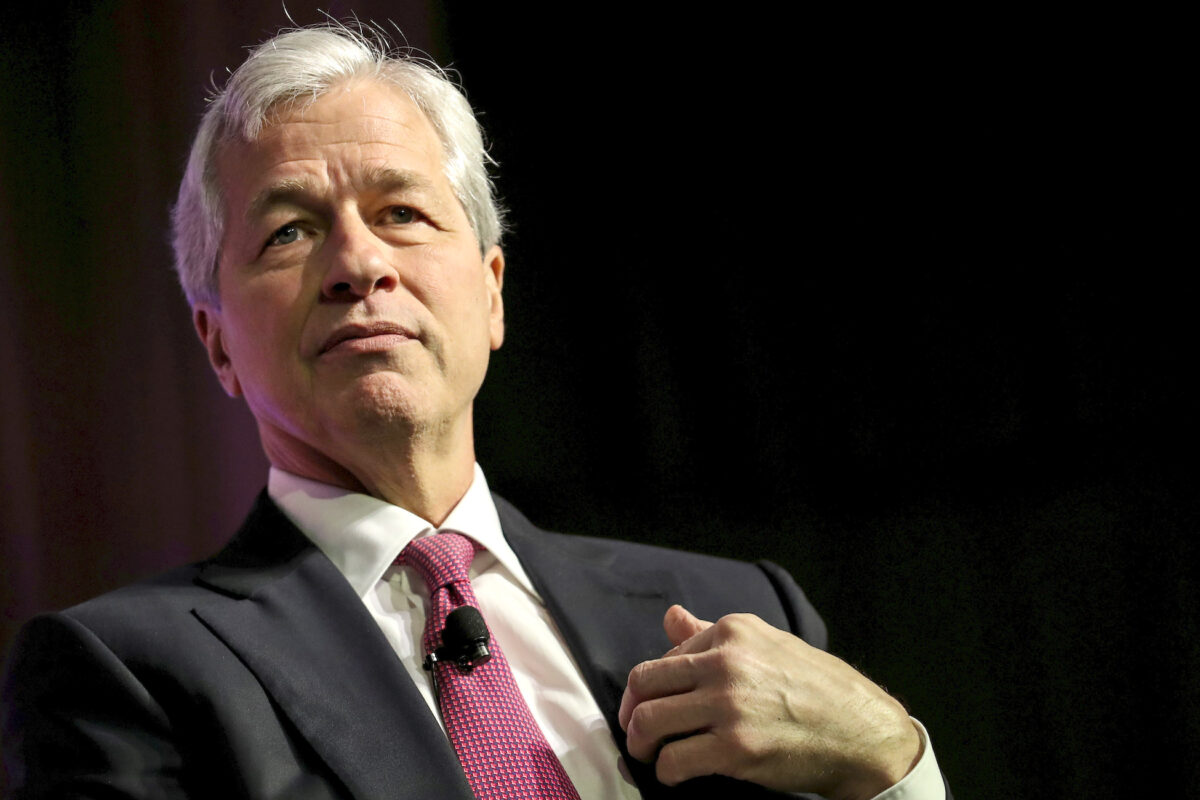 Giám đốc Điều hành JP Morgan Jamie Dimon: Bitcoin là ‘vô giá trị’ và chính phủ sẽ sớm quản lý