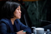 Các ngành công nghiệp ngóng chờ chi tiết của kế hoạch thương mại Mỹ-Trung mới