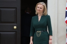 Ngoại Trưởng: Anh không thể phụ thuộc chiến lược vào Trung Quốc