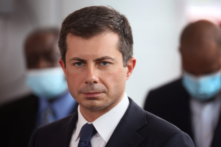 Bộ trưởng Giao thông: Khủng hoảng chuỗi cung ứng ‘sẽ kéo dài sang năm sau’