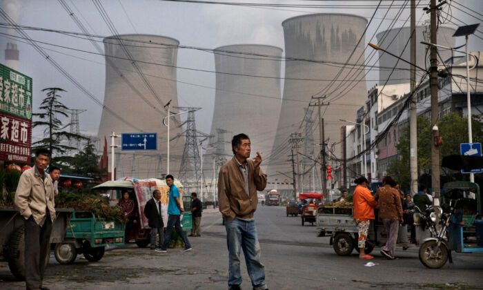 Hoạt động của các nhà máy tại Trung Quốc chạm mức thấp nhất trong 19 tháng giữa cuộc khủng hoảng điện năng