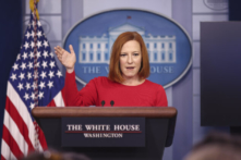 Tòa Bạch Ốc xác nhận về các chuyến bay đêm của trẻ em không có người đi kèm từ biên giới phía Nam đến New York