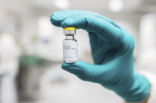 Vaccine J&J có thể liên quan đến thêm hai tình trạng sức khỏe nghiêm trọng
