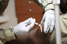 Luật sư của lực lượng Navy SEALs: Quân đội đang bỏ qua khả năng miễn dịch tự nhiên