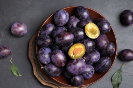 11 lợi ích sức khỏe quý báu của quả mận